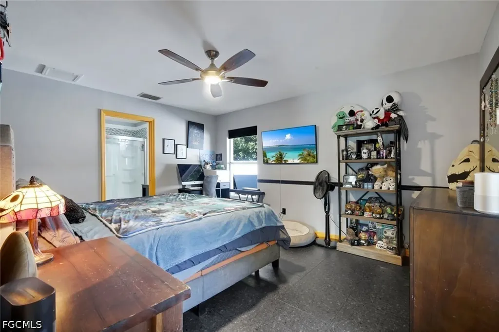 1923 SW 26th Terrace Cape Coral FL 33914