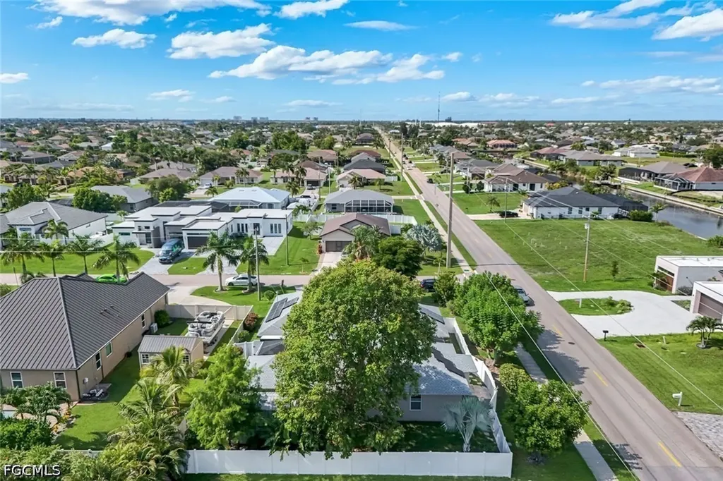 1923 SW 26th Terrace Cape Coral FL 33914