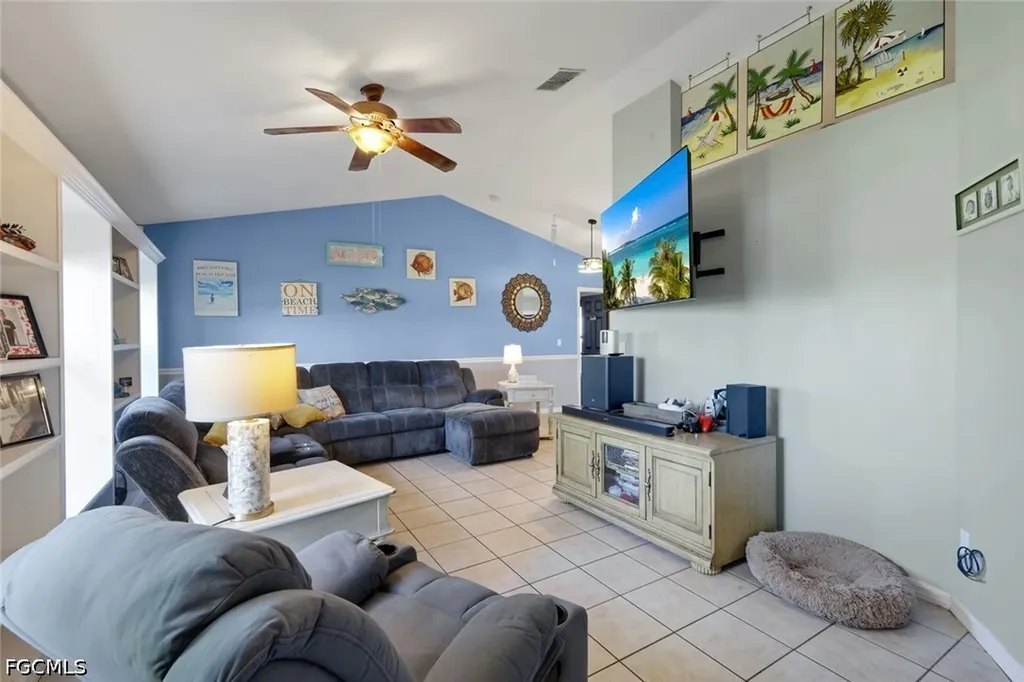 1923 SW 26th Terrace Cape Coral FL 33914