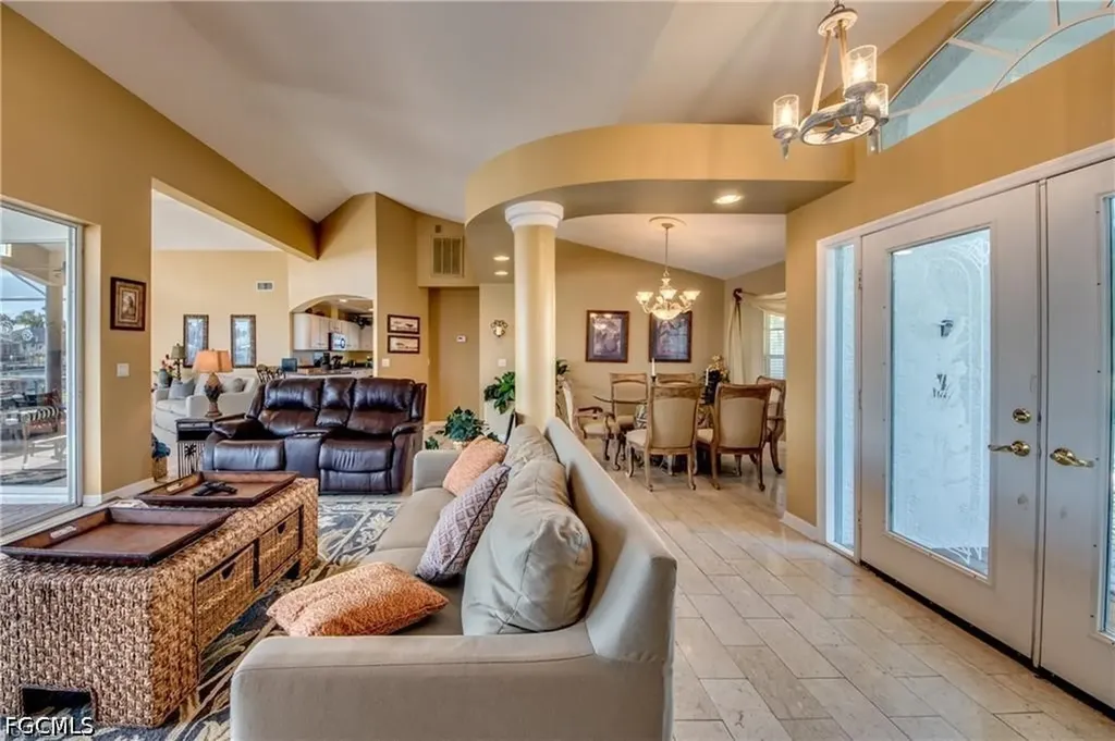 2720 SW 51st Street Cape Coral FL 33914