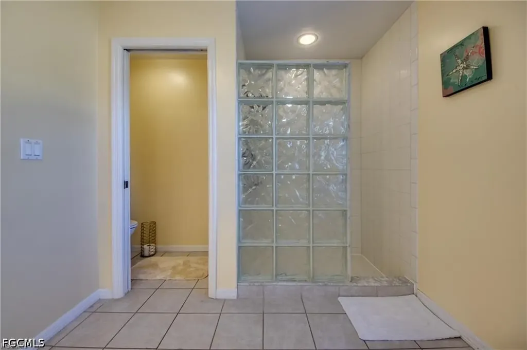 2720 SW 51st Street Cape Coral FL 33914