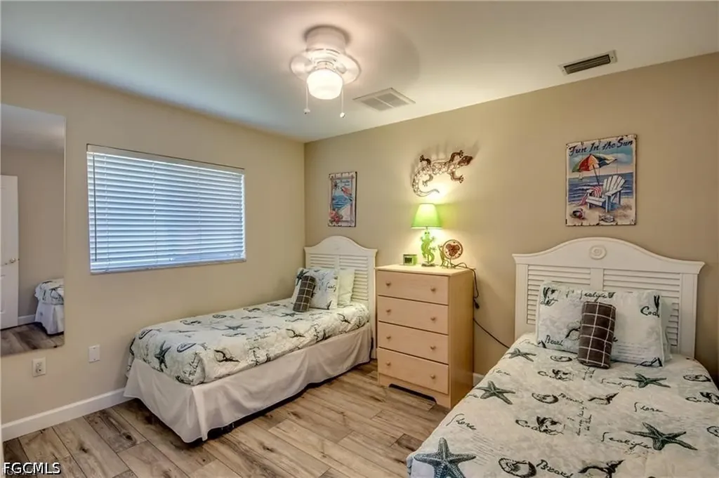 2720 SW 51st Street Cape Coral FL 33914