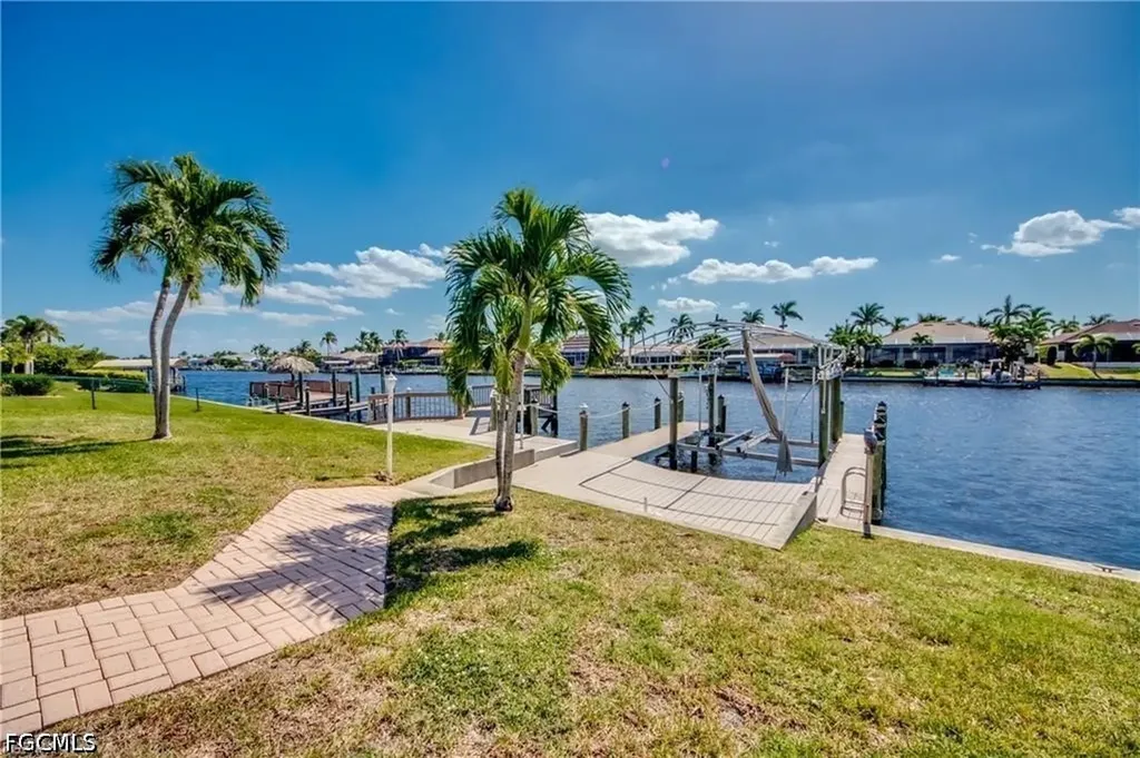 2720 SW 51st Street Cape Coral FL 33914