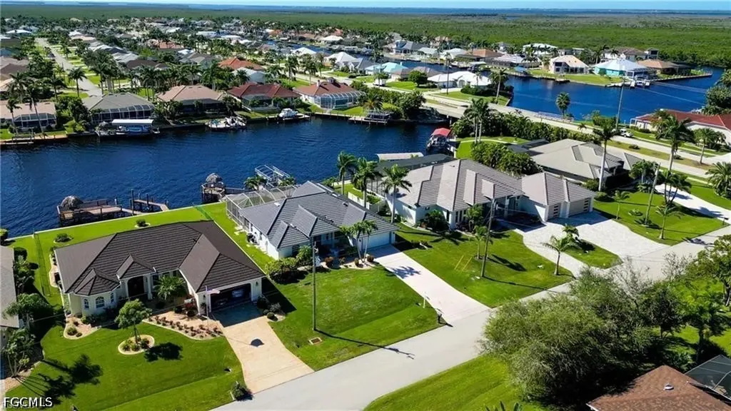 2720 SW 51st Street Cape Coral FL 33914