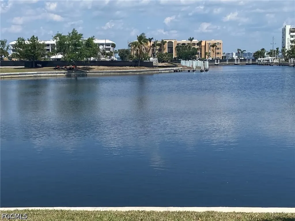 1524 Columbian Drive Punta Gorda FL 33950