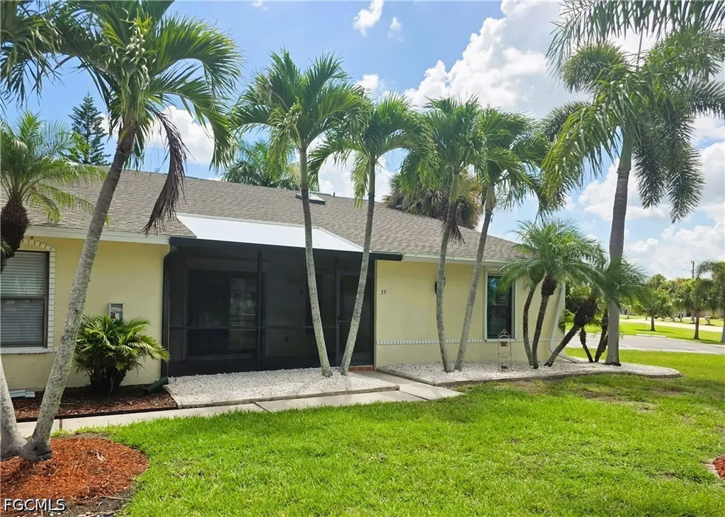 Cape Coral FL, 1417 SW 51st Lane, Unit 35