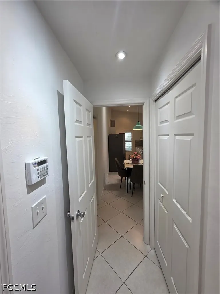 1417 SW 51st Lane Cape Coral FL 33914