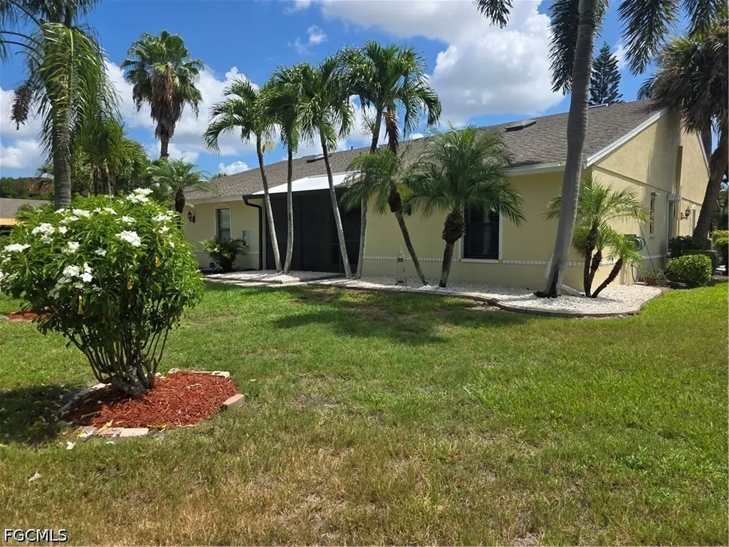 1417 SW 51st Lane Cape Coral FL 33914