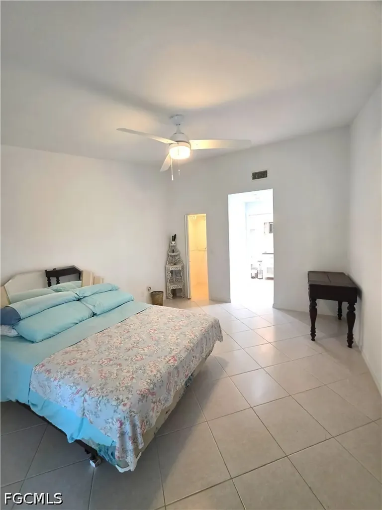 1417 SW 51st Lane Cape Coral FL 33914