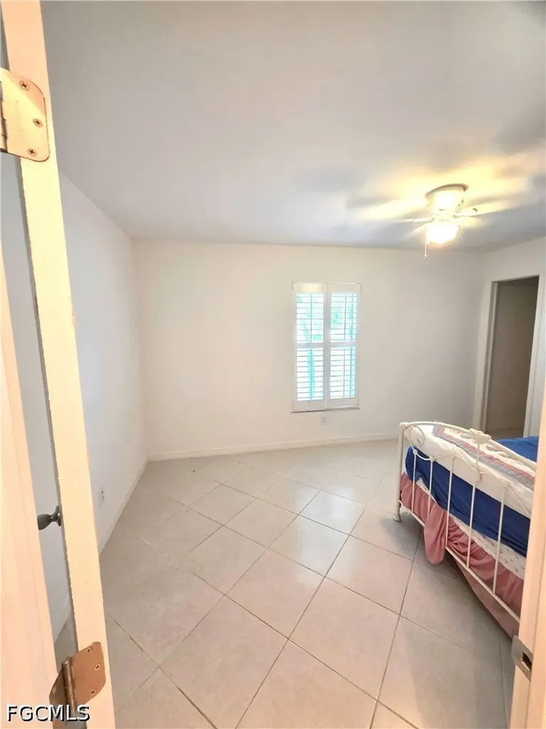 1417 SW 51st Lane Cape Coral FL 33914