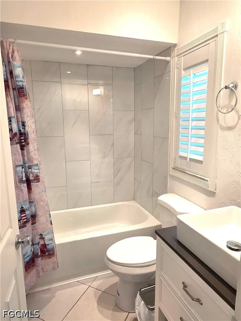 1417 SW 51st Lane Cape Coral FL 33914