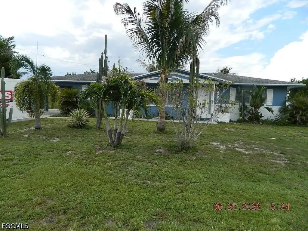 1417 Huntdale Street E Lehigh Acres FL 33936