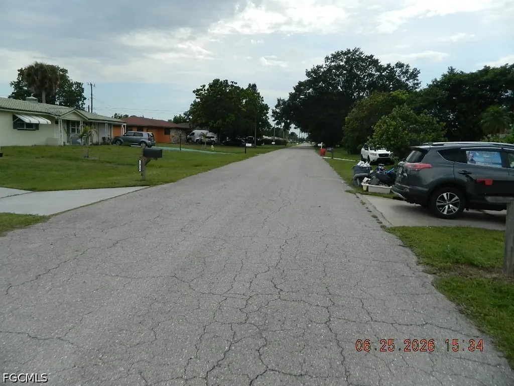 1417 Huntdale Street E Lehigh Acres FL 33936