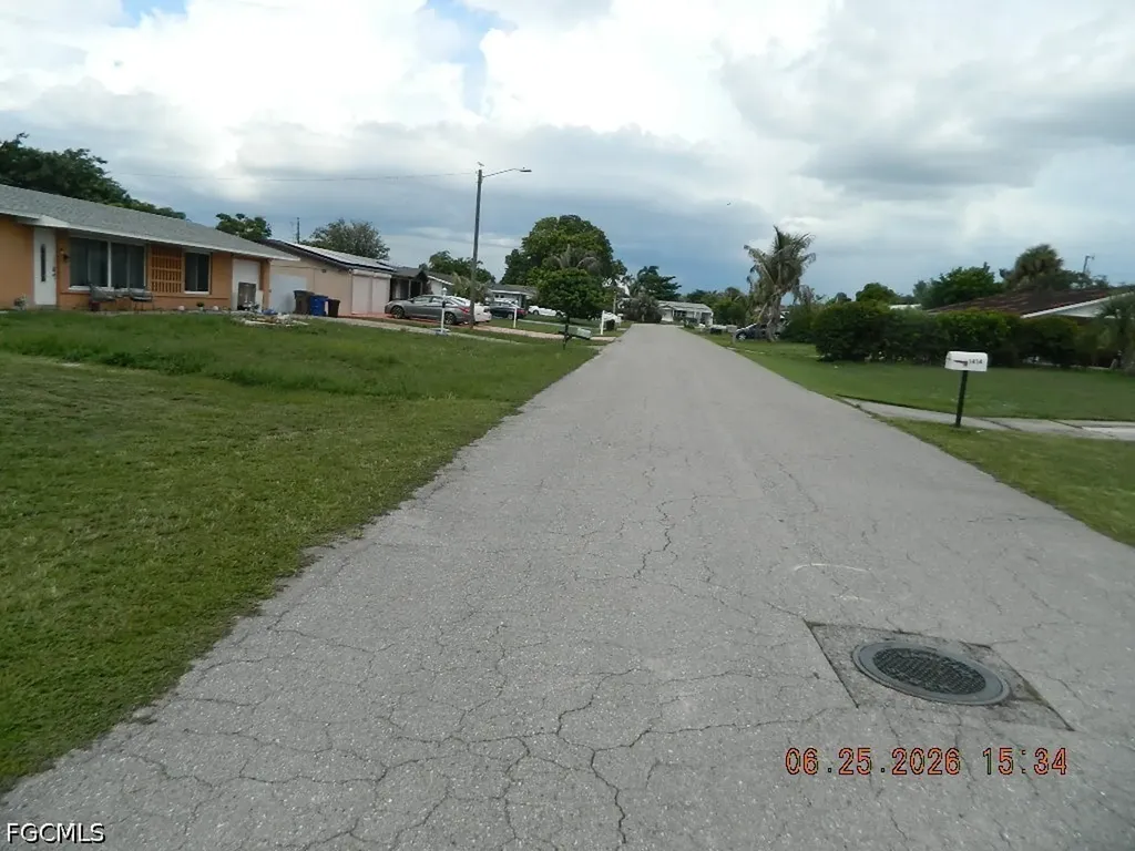1417 Huntdale Street E Lehigh Acres FL 33936