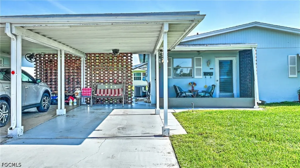 2201 Croton Court Lehigh Acres FL 33936