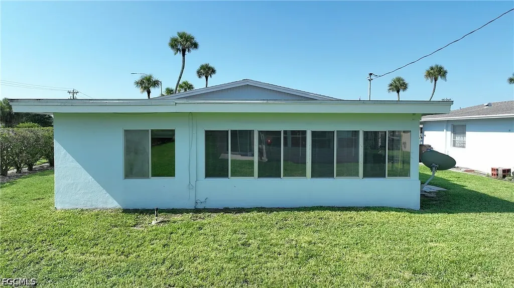 2201 Croton Court Lehigh Acres FL 33936