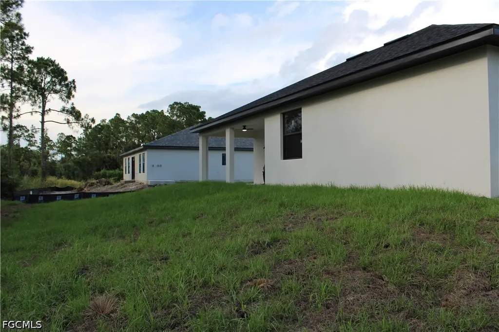 458 Windsor Avenue S Lehigh Acres FL 33974