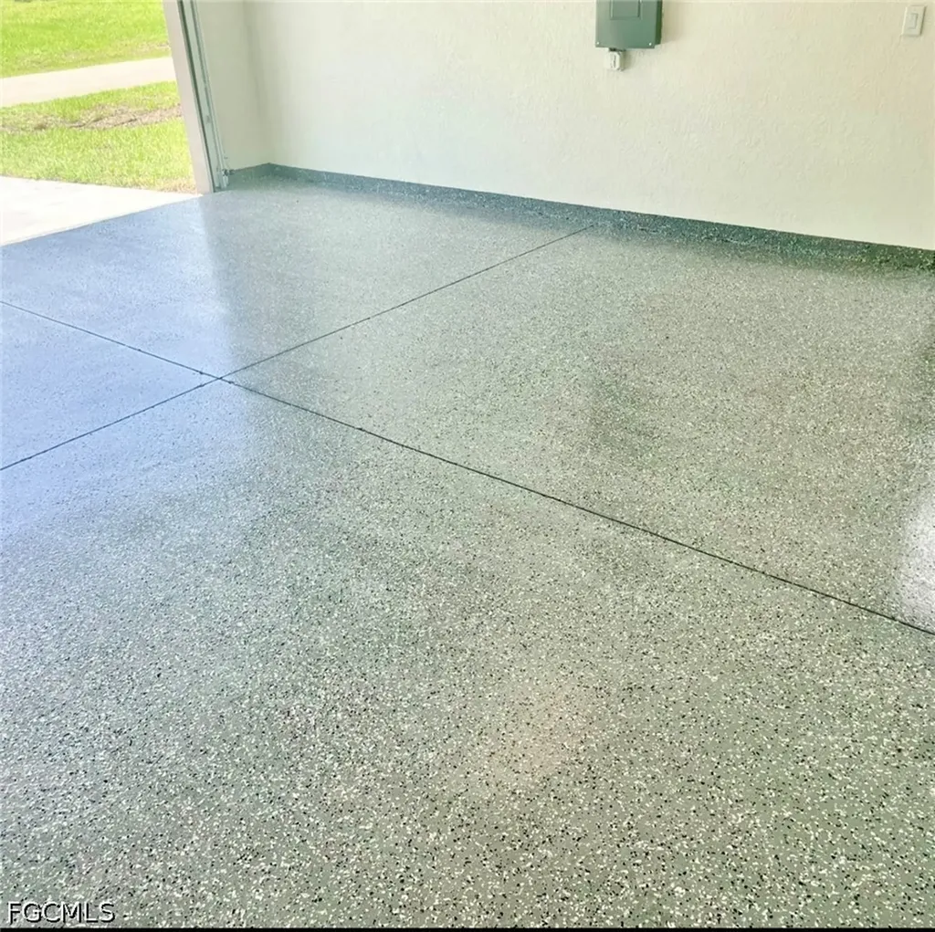 458 Windsor Avenue S Lehigh Acres FL 33974