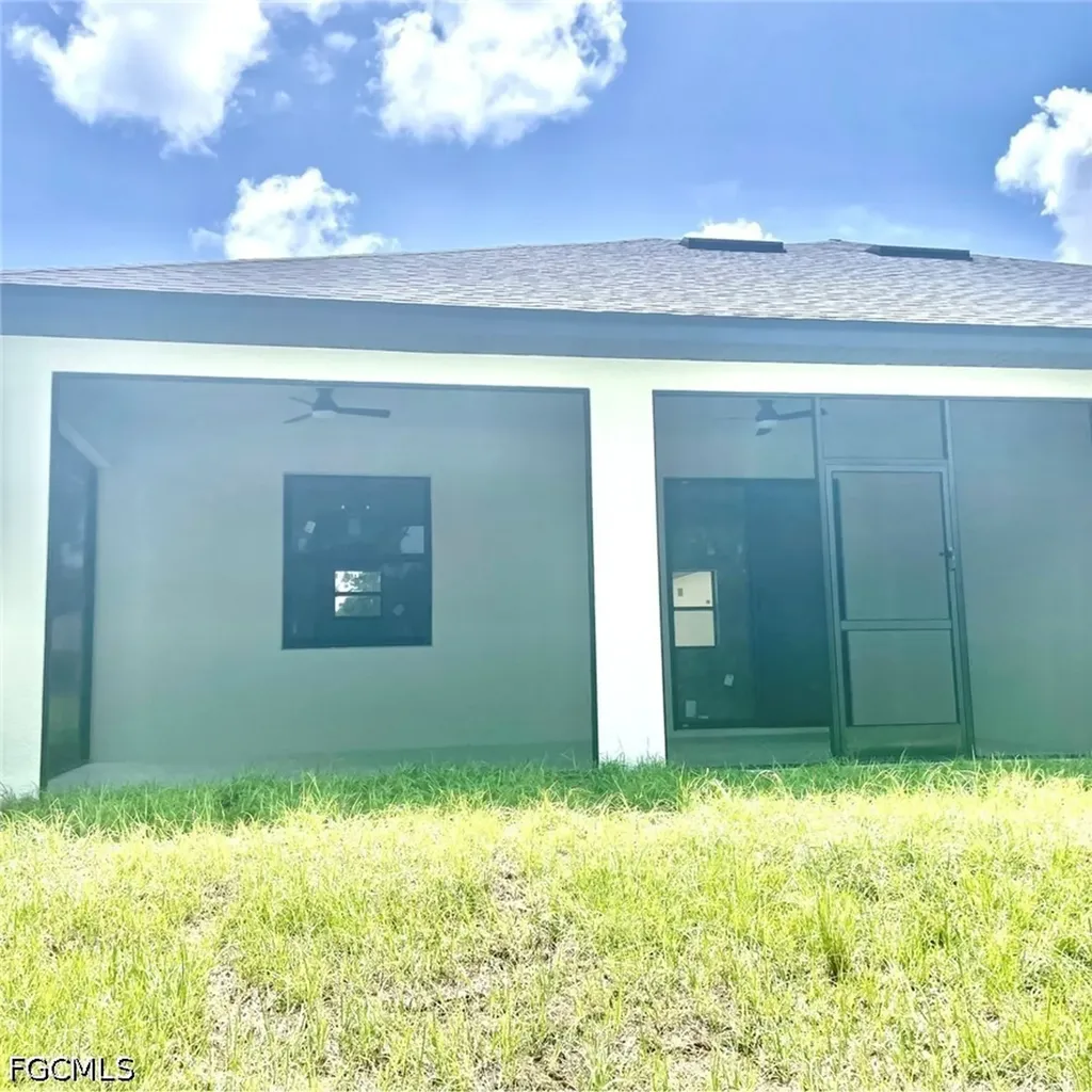 458 Windsor Avenue S Lehigh Acres FL 33974