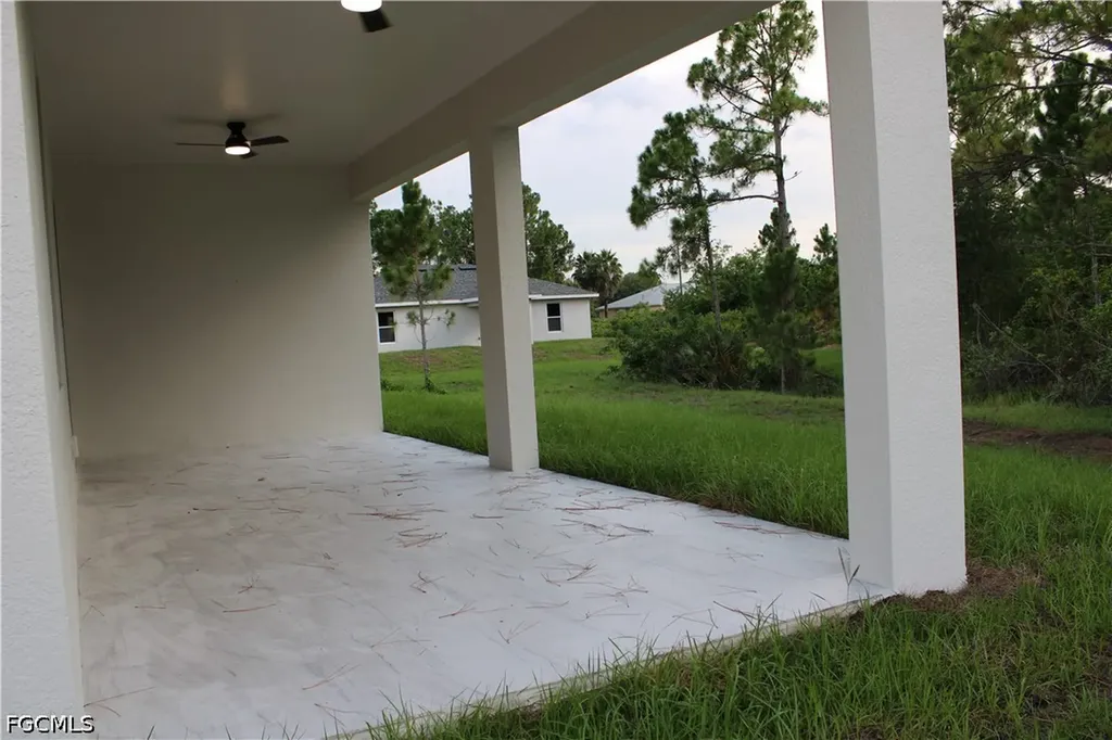 458 Windsor Avenue S Lehigh Acres FL 33974