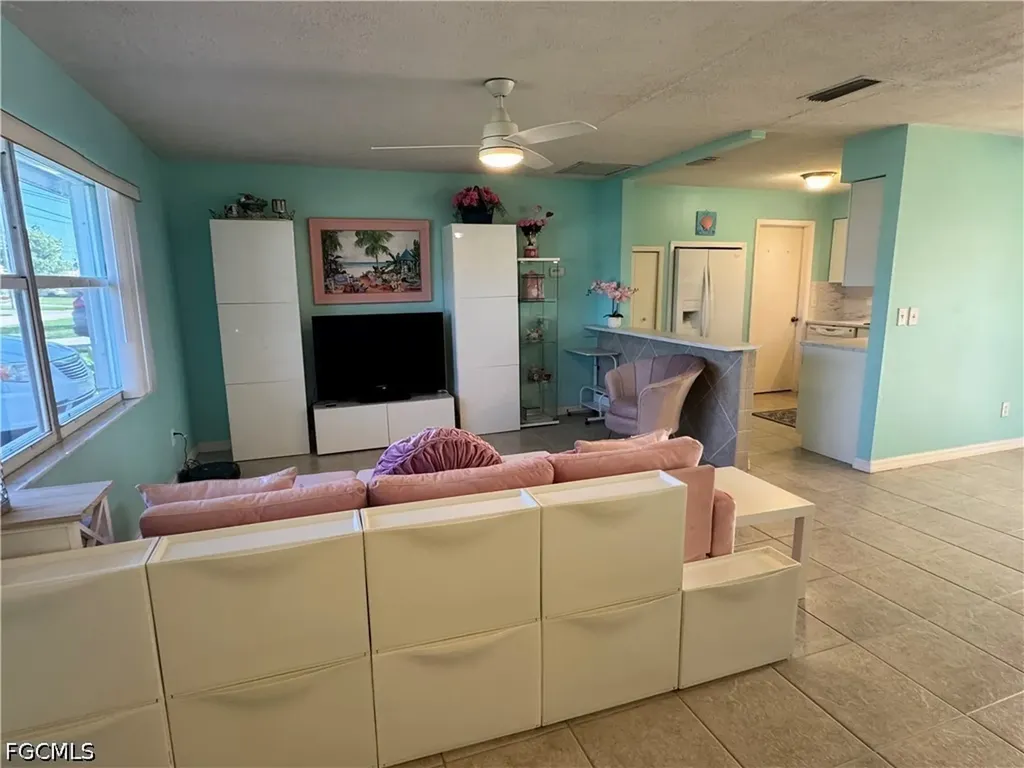 1027 SE 17th Avenue Cape Coral FL 33990