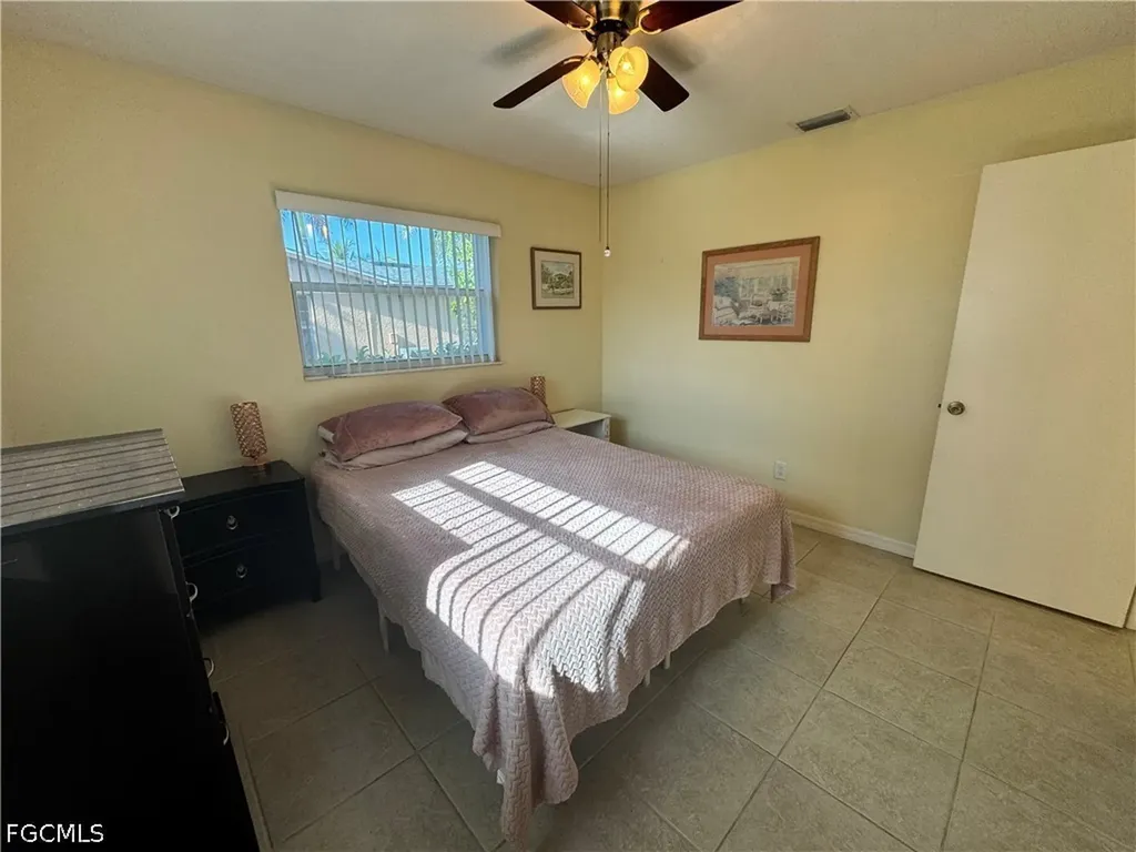 1027 SE 17th Avenue Cape Coral FL 33990