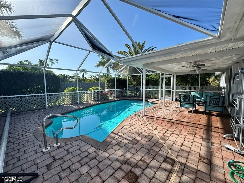 1027 SE 17th Avenue Cape Coral FL 33990