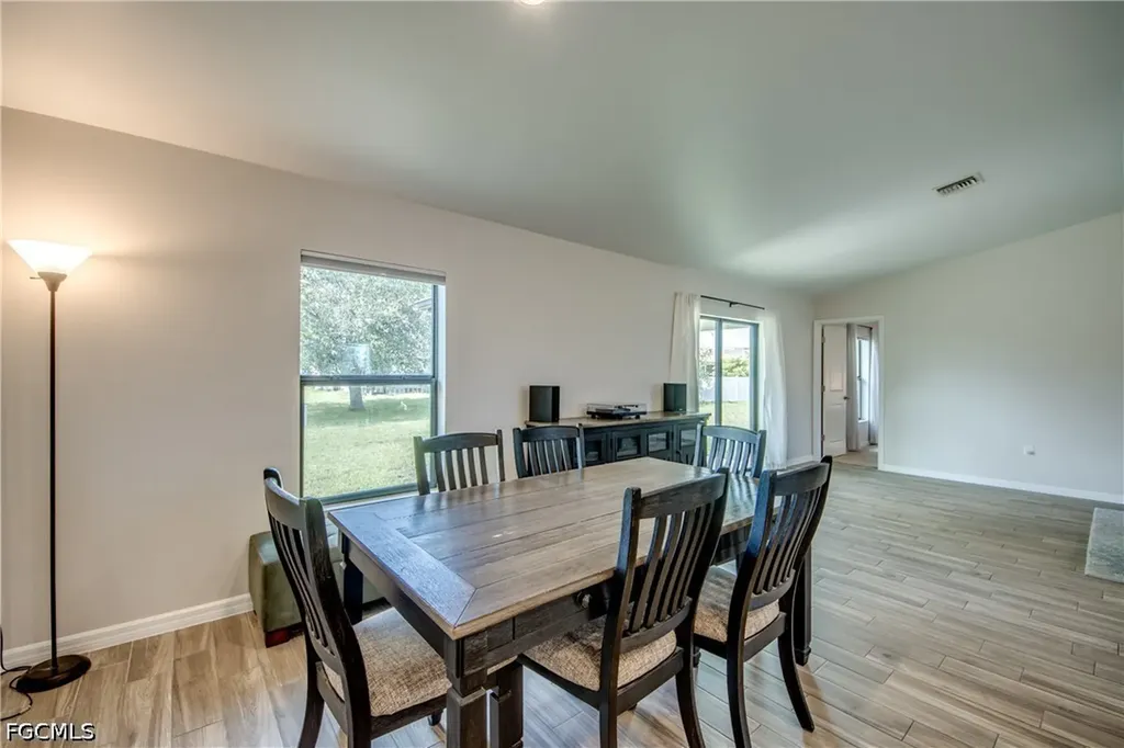 1236 NW 18th Terrace Cape Coral FL 33993