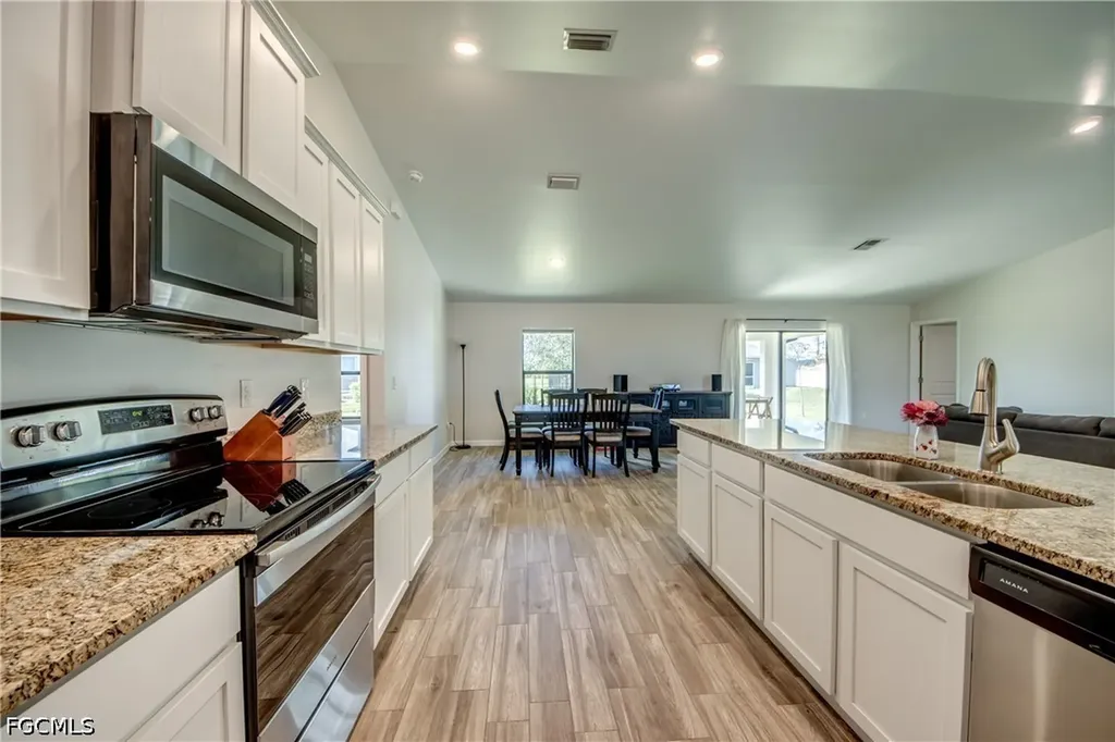 1236 NW 18th Terrace Cape Coral FL 33993