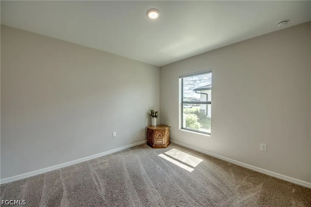 1236 NW 18th Terrace Cape Coral FL 33993
