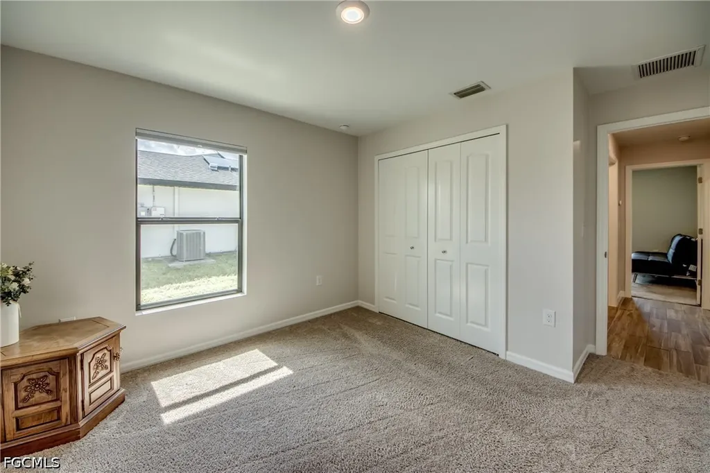 1236 NW 18th Terrace Cape Coral FL 33993
