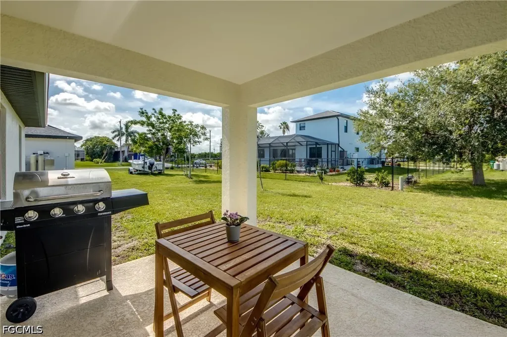 1236 NW 18th Terrace Cape Coral FL 33993