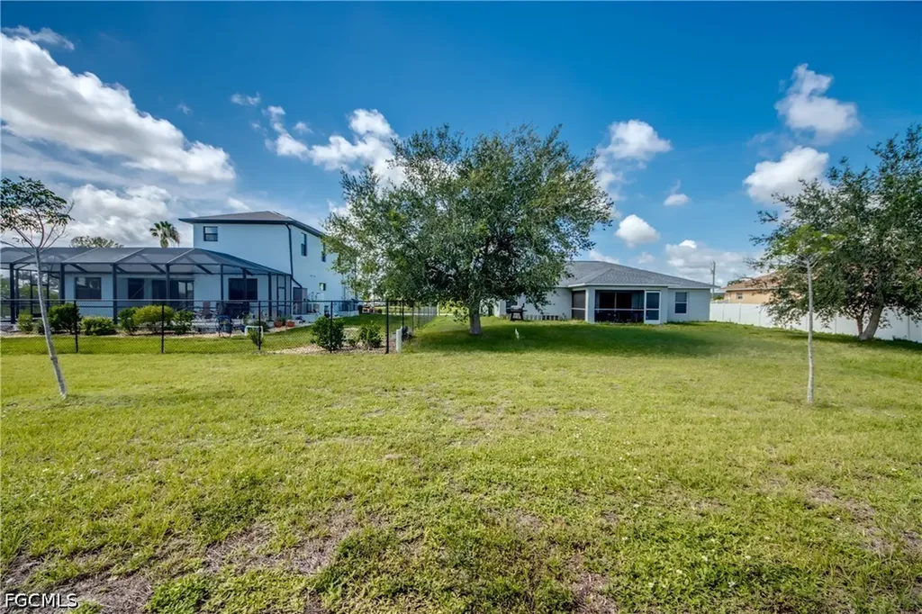 1236 NW 18th Terrace Cape Coral FL 33993