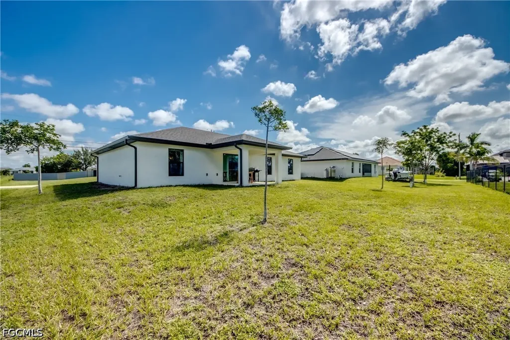 1236 NW 18th Terrace Cape Coral FL 33993