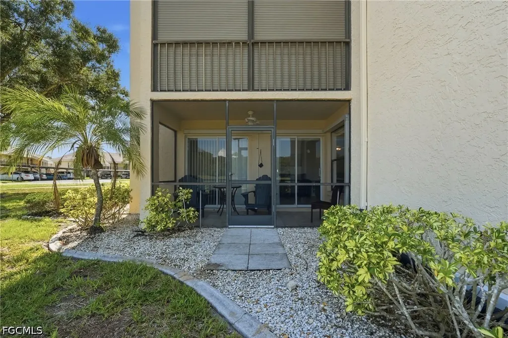 13240 White Marsh Lane Fort Myers FL 33912