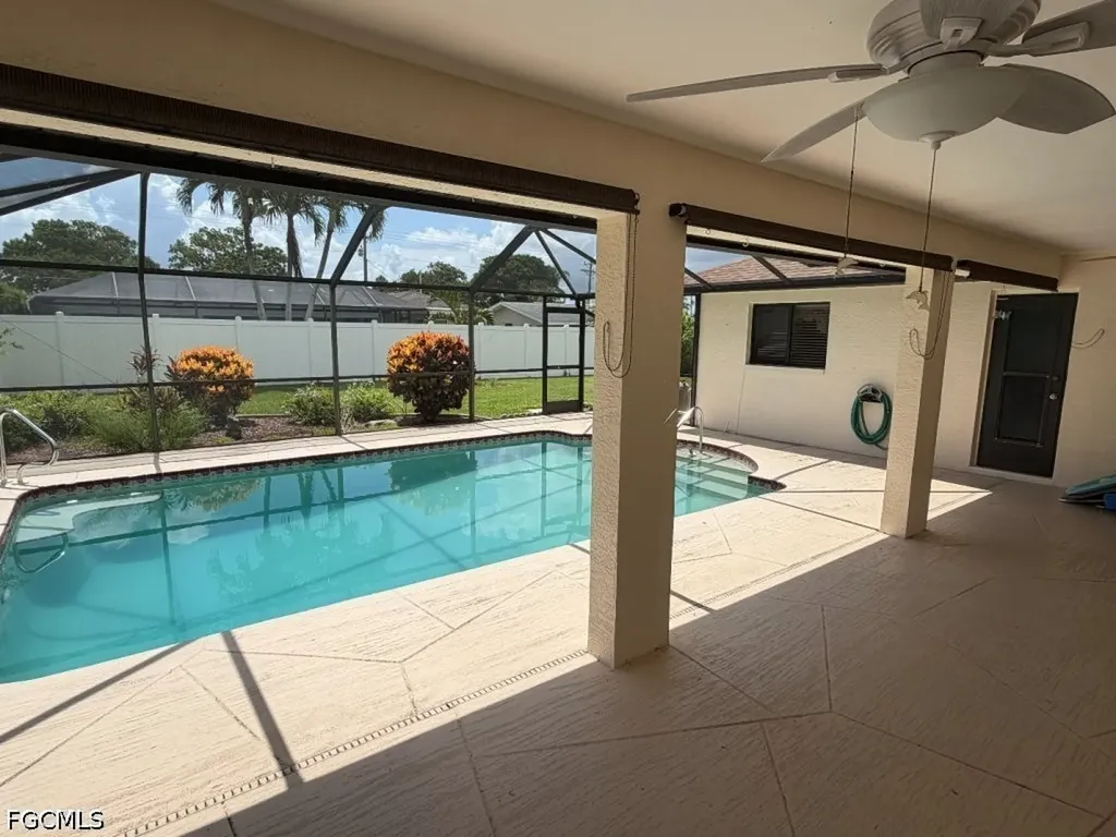 3923 SE 10th Place Cape Coral FL 33904