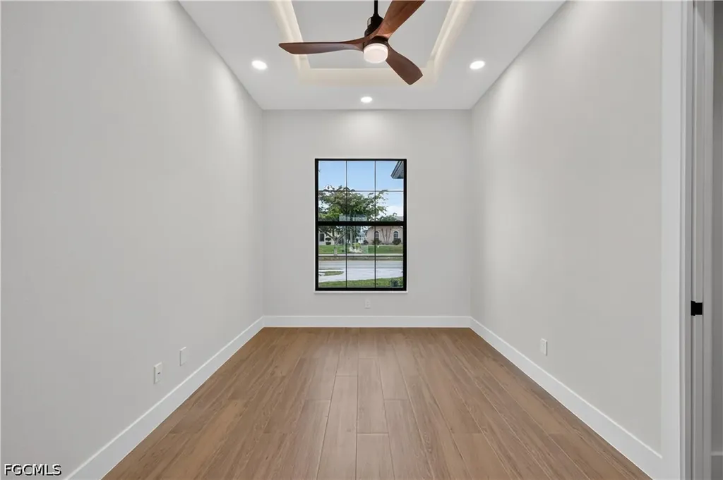 2201 Beach Parkway W Cape Coral FL 33914