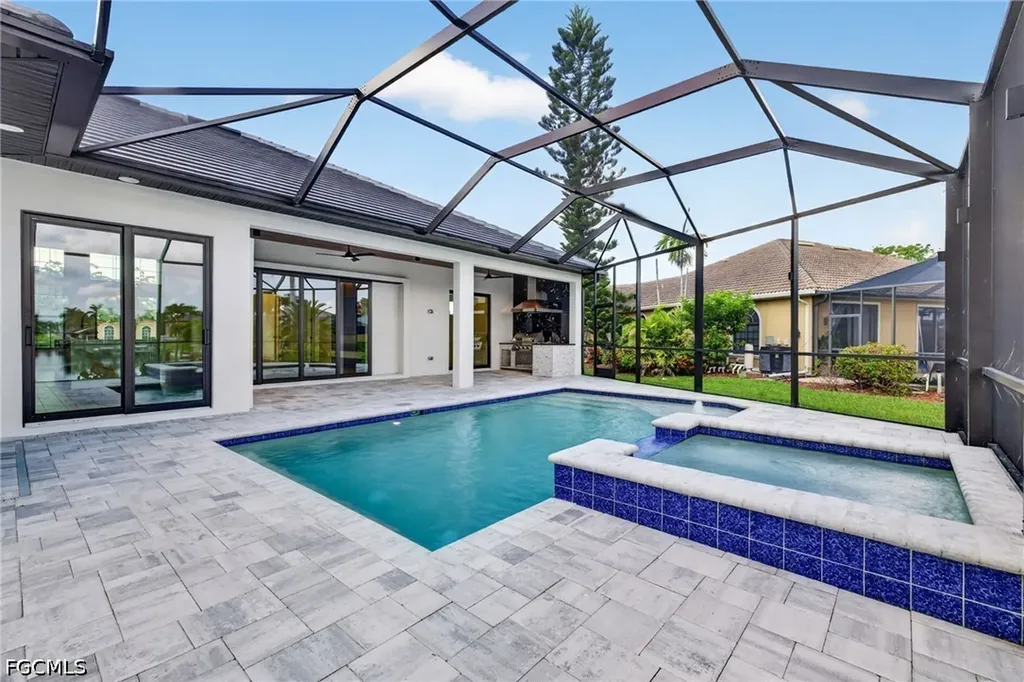 2201 Beach Parkway W Cape Coral FL 33914