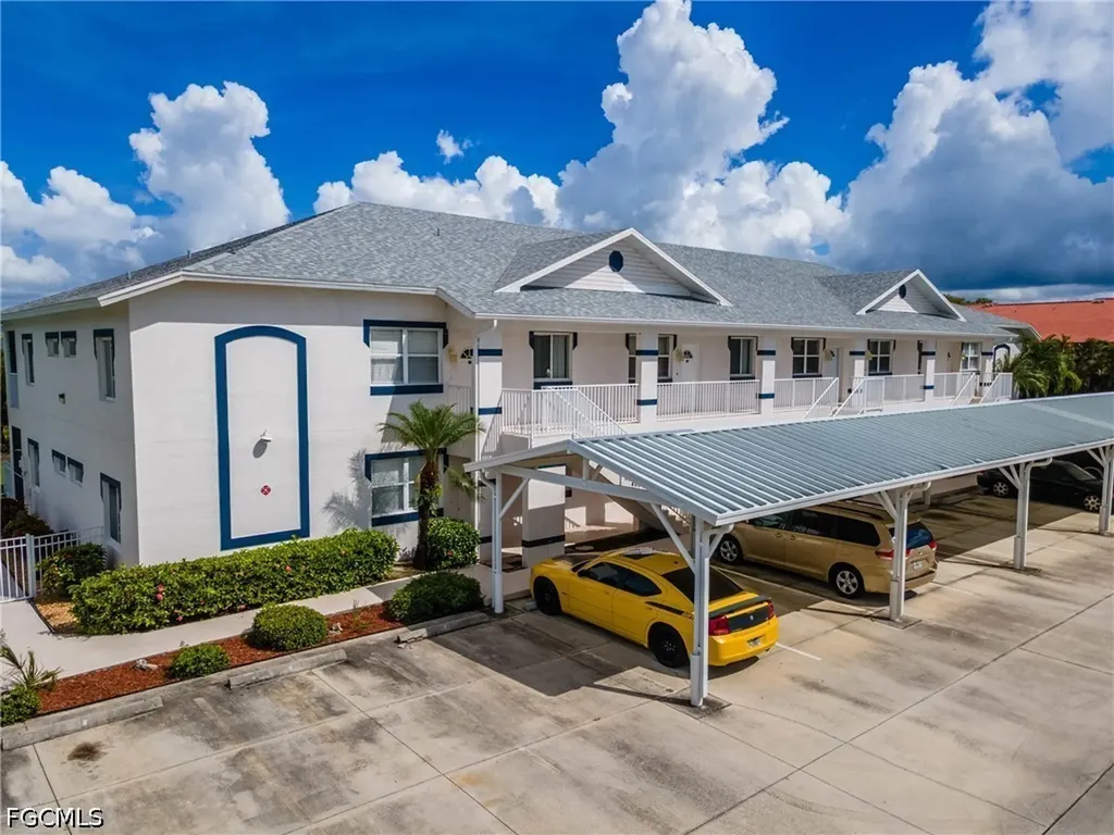 5612 Rose Garden Road Cape Coral FL 33914