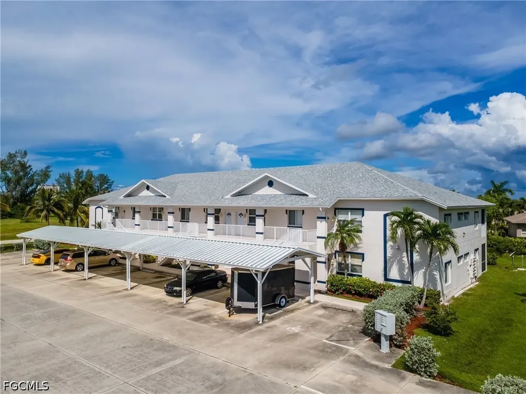 5612 Rose Garden Road Cape Coral FL 33914