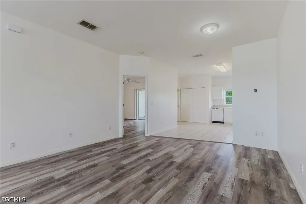 5612 Rose Garden Road Cape Coral FL 33914