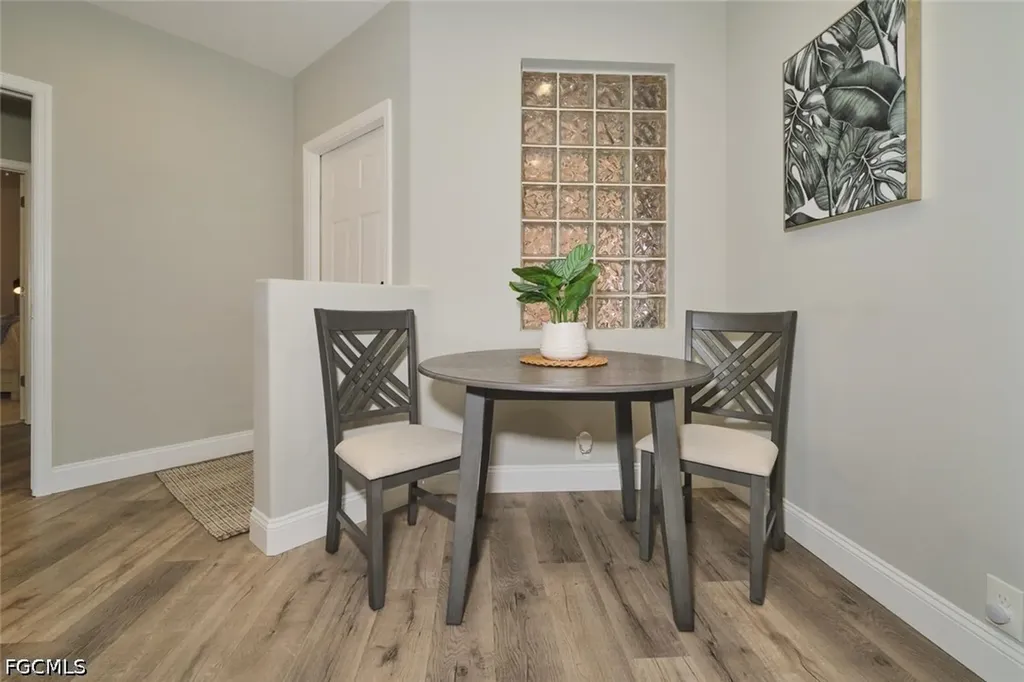 9190 Southmont Cove Fort Myers FL 33908