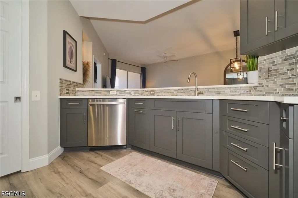 9190 Southmont Cove Fort Myers FL 33908