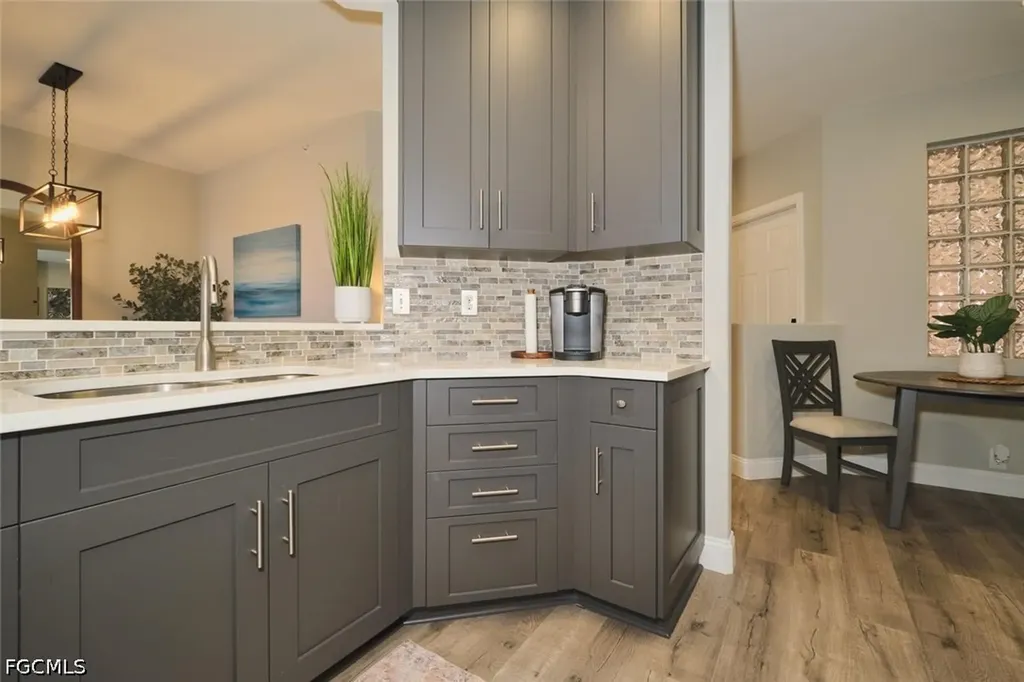 9190 Southmont Cove Fort Myers FL 33908