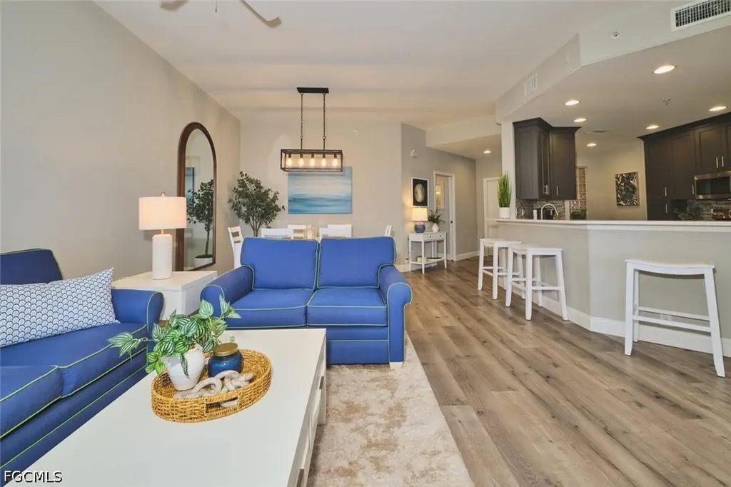9190 Southmont Cove Fort Myers FL 33908