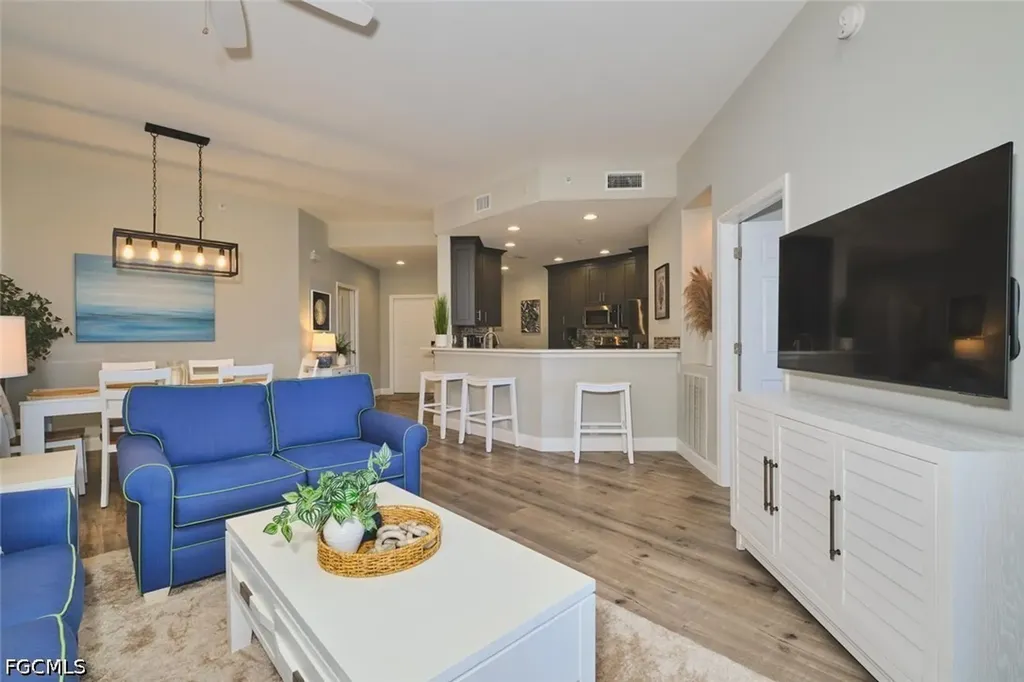 9190 Southmont Cove Fort Myers FL 33908