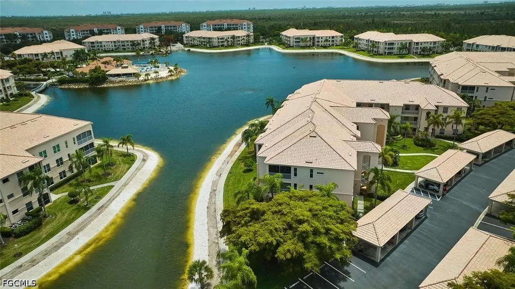 9190 Southmont Cove Fort Myers FL 33908