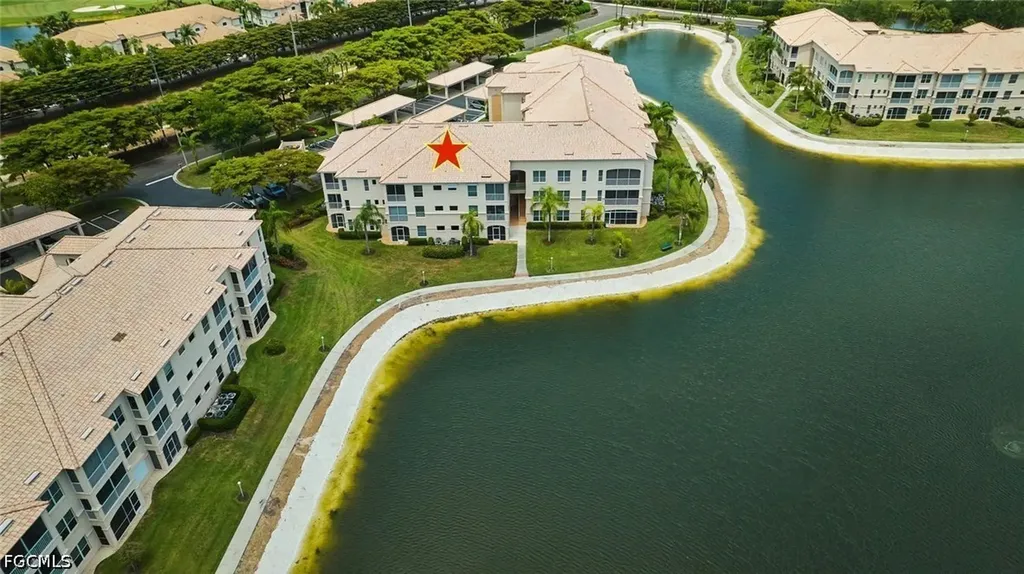 9190 Southmont Cove Fort Myers FL 33908