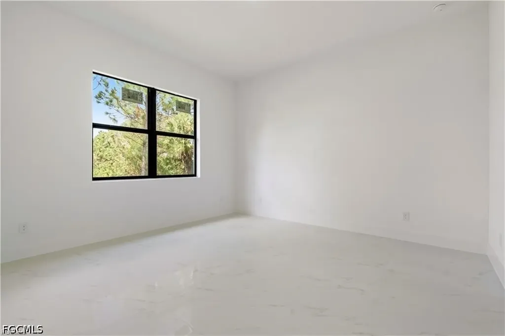 2001 Curry Avenue N Lehigh Acres FL 33971