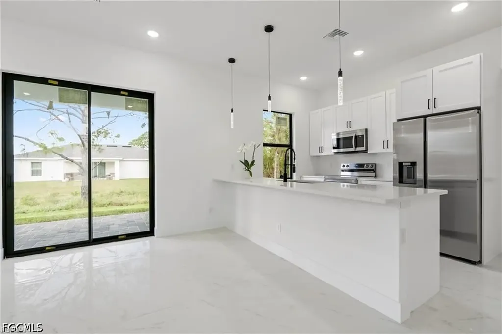 2001 Curry Avenue N Lehigh Acres FL 33971